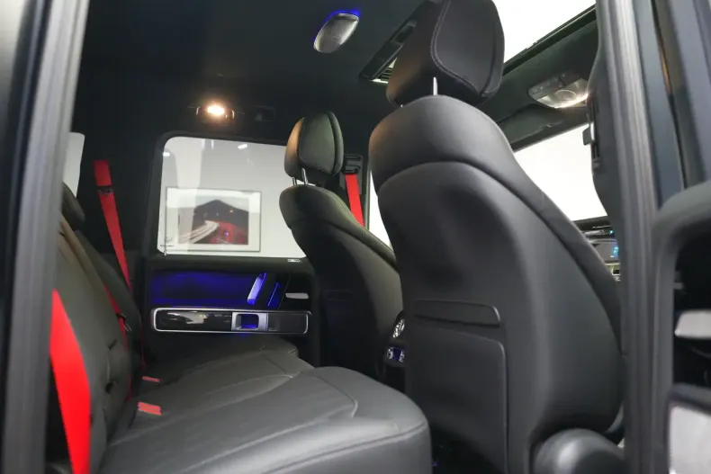 Mercedes-Benz G 63 AMG din 2024 cu 20 km - oferta MER111825 - foto 12