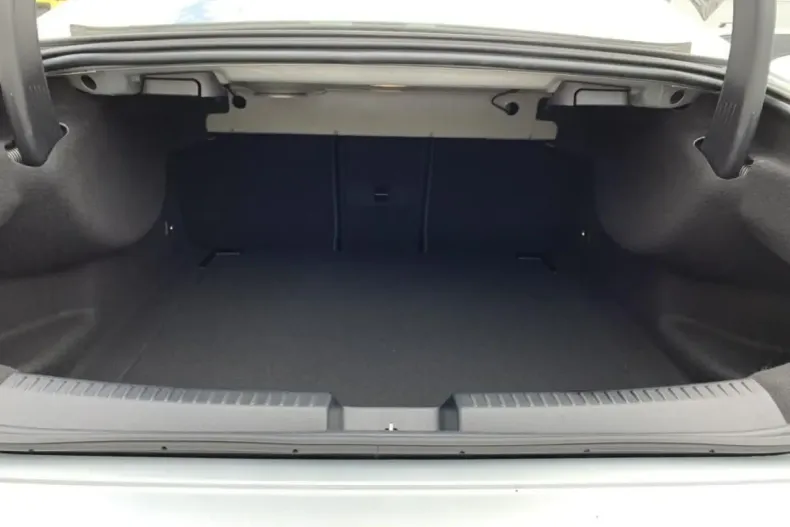 Mercedes-Benz CLA 180 din 2021 cu 36.118 km - oferta MER111861 - foto 10