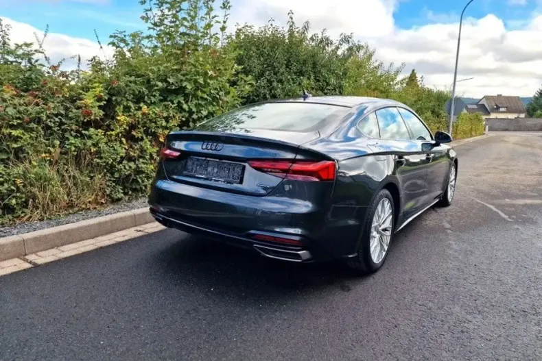 Audi A5 din 2022 cu 72.945 km - oferta AUD111863 - foto 6