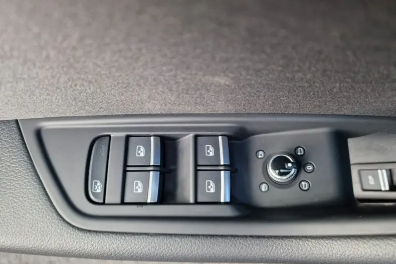 Audi A5 din 2022 cu 72.945 km - oferta AUD111863 - foto 16