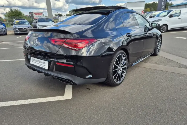 Mercedes-Benz CLA 200 din 2021 cu 52.415 km - oferta MER111866 - foto 2