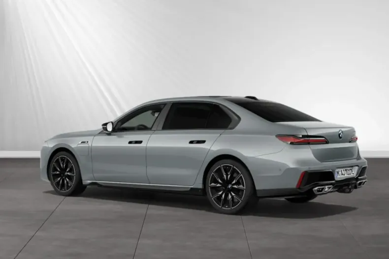 BMW M760 din 2024 cu 8.800 km - oferta BMW111891 - foto 7