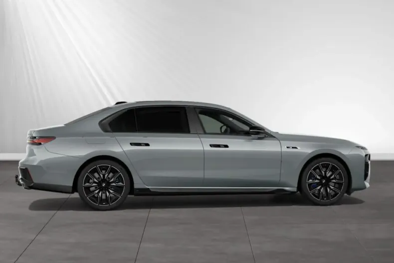 BMW M760 din 2024 cu 8.800 km - oferta BMW111891 - foto 9