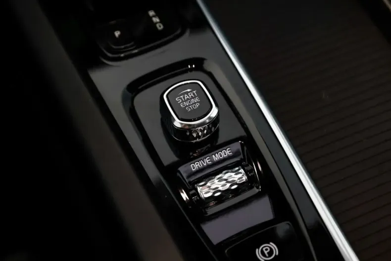 Volvo XC60 din 2021 cu 37.000 km - oferta VOL111894 - foto 14