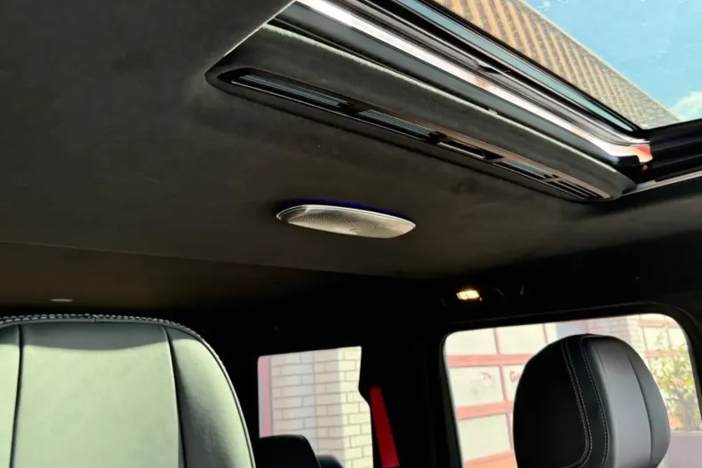 Mercedes-Benz G 450 din 2024 cu 9.800 km - oferta MER111903 - foto 19