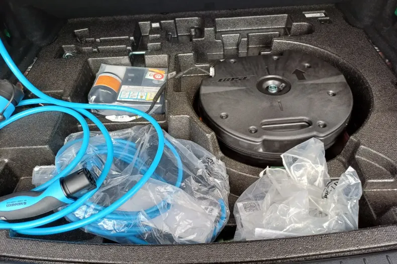 Mazda CX-60 din 2025 cu 14.956 km - oferta MAZ111910 - foto 9