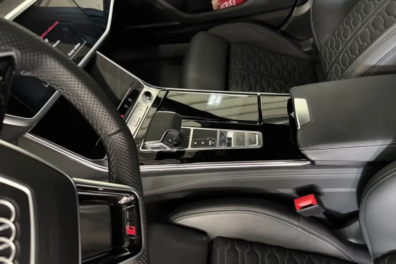 Audi RS6 din 2022 cu 38.400 km - oferta AUD111911 - foto 8