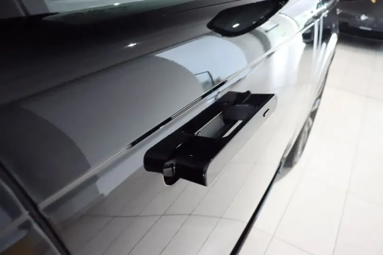 Land Rover Range Rover din 2024 cu 48.500 km - oferta LAN111917 - foto 10