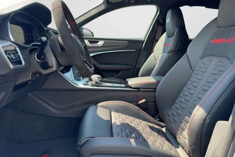 Audi RS6 din 2024 cu 3.700 km - oferta AUD111920 - foto 9