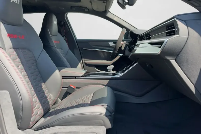 Audi RS6 din 2024 cu 3.700 km - oferta AUD111920 - foto 16