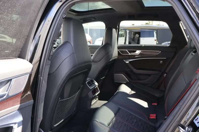 Audi RS6 din 2021 cu 59.800 km - oferta AUD111922 - foto 21