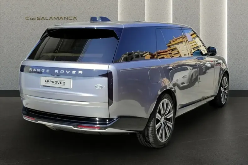 Land Rover Range Rover din 2023 cu 24.423 km - oferta LAN111926 - foto 6