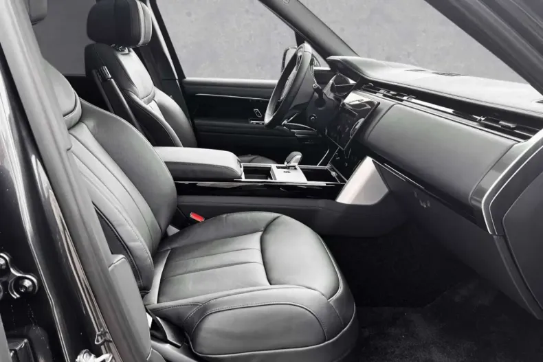 Land Rover Range Rover din 2024 cu 2.000 km - oferta LAN111930 - foto 3