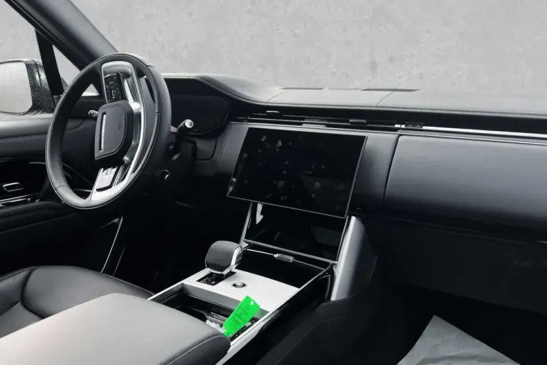 Land Rover Range Rover din 2024 cu 2.000 km - oferta LAN111930 - foto 4