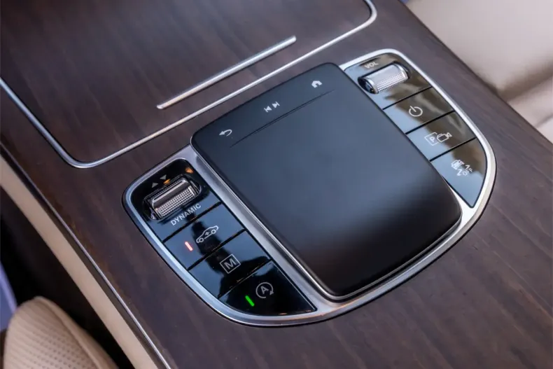 Mercedes-Benz GLC 300 din 2022 cu 100.000 km - oferta MER111931 - foto 23