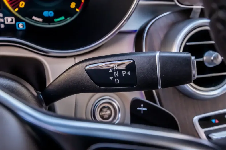 Mercedes-Benz GLC 300 din 2022 cu 100.000 km - oferta MER111931 - foto 29