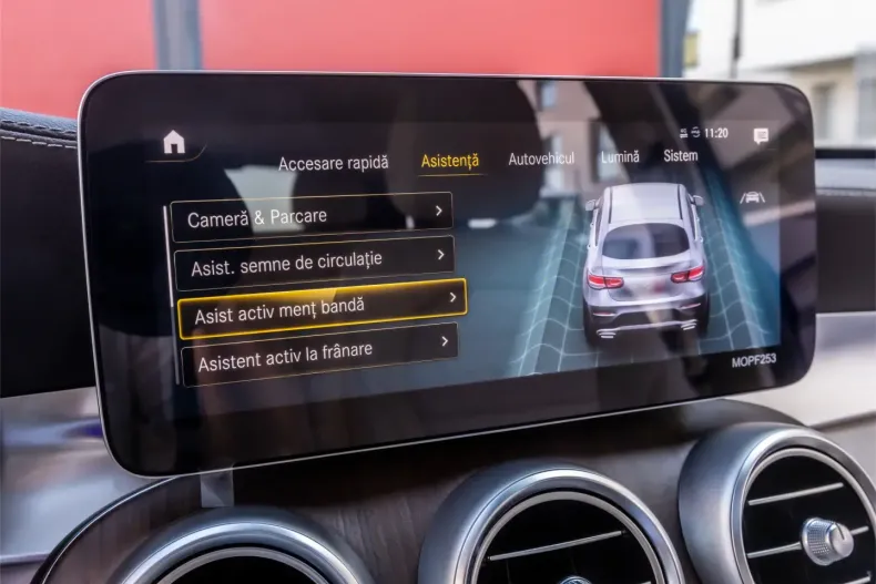 Mercedes-Benz GLC 300 din 2022 cu 100.000 km - oferta MER111931 - foto 36