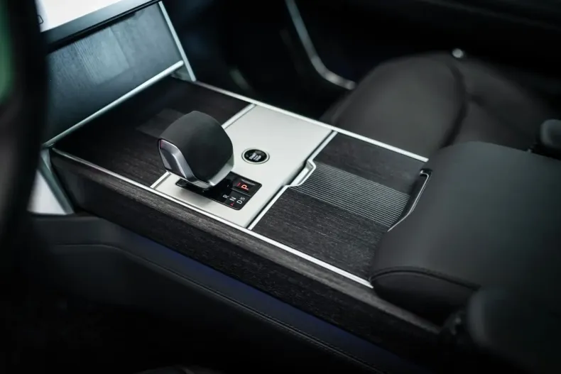 Land Rover Range Rover din 2024 cu 17.000 km - oferta LAN111933 - foto 12