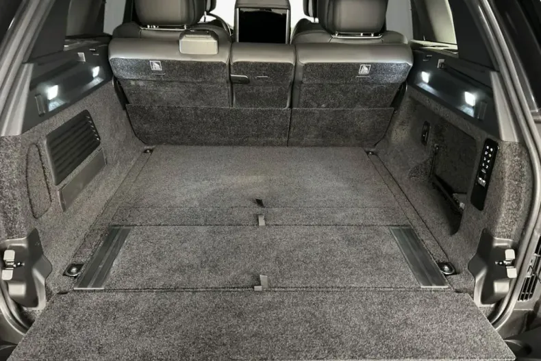 Land Rover Range Rover din 2024 cu 14.500 km - oferta LAN111934 - foto 12