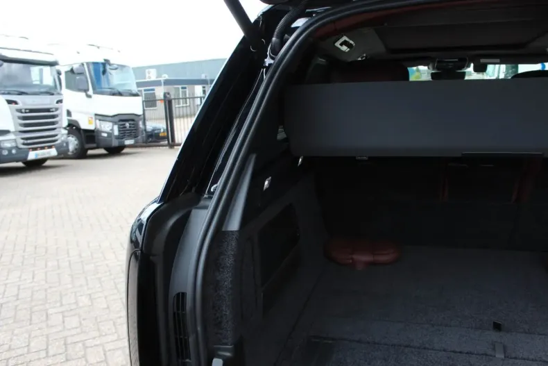 Land Rover Range Rover din 2025 cu 9.500 km - oferta LAN111935 - foto 13