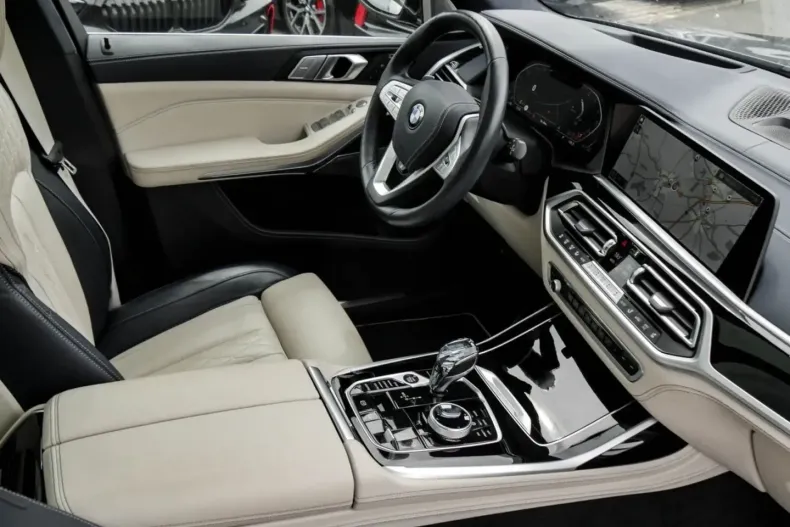 BMW X7 din 2022 cu 63.854 km - oferta BMW111941 - foto 4