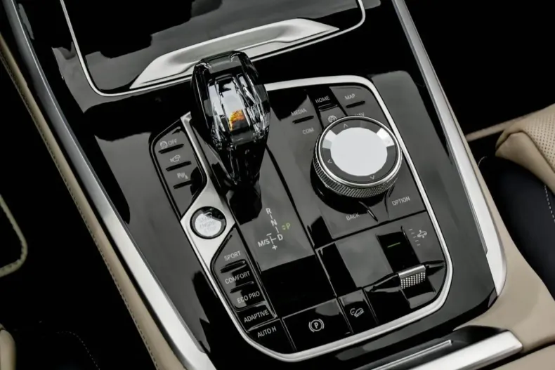 BMW X7 din 2022 cu 63.854 km - oferta BMW111941 - foto 9