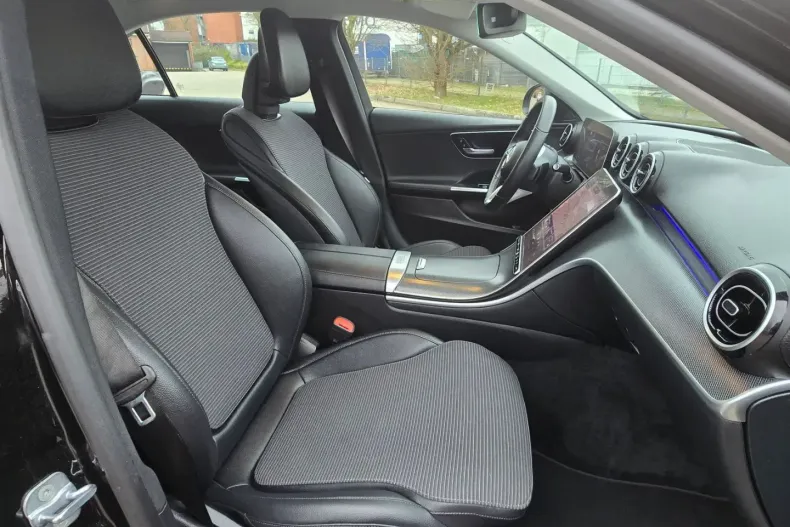 Mercedes-Benz C 220 din 2024 cu 14.000 km - oferta MER111953 - foto 14