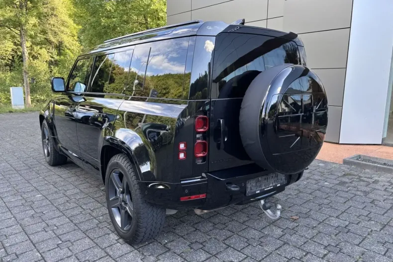 Land Rover Defender din 2024 cu 43.600 km - oferta LAN111958 - foto 6