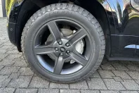 Land Rover Defender din 2024 cu 43.600 km - oferta LAN111958 - foto 9