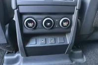 Land Rover Defender din 2024 cu 43.600 km - oferta LAN111958 - foto 16