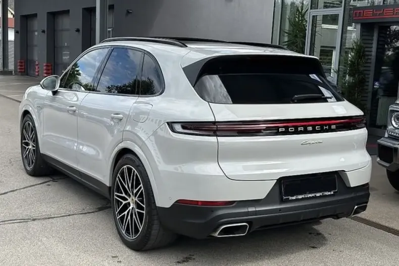 Porsche Cayenne din 2023 cu 53.521 km - oferta POR111980 - foto 6