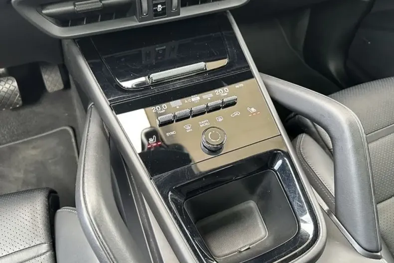 Porsche Cayenne din 2023 cu 53.521 km - oferta POR111980 - foto 13