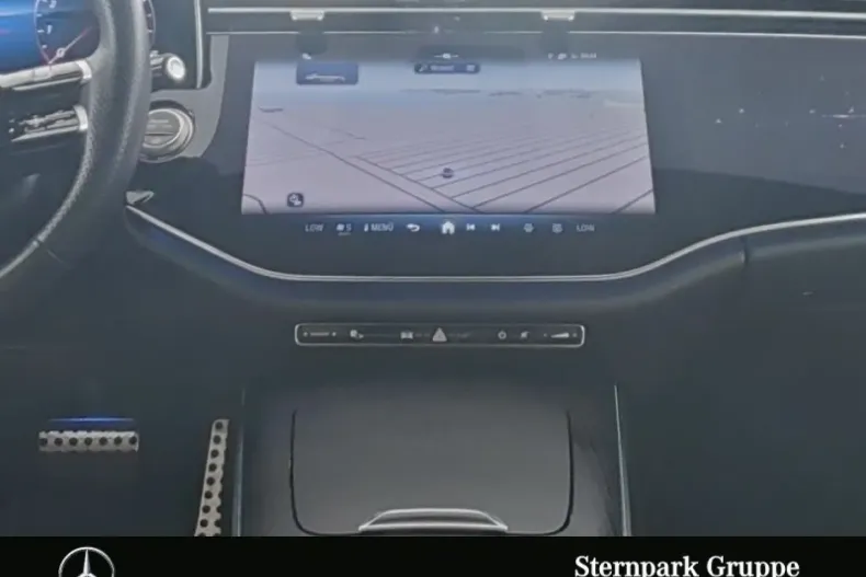 Mercedes-Benz E 200 din 2024 cu 17.401 km - oferta MER111989 - foto 5