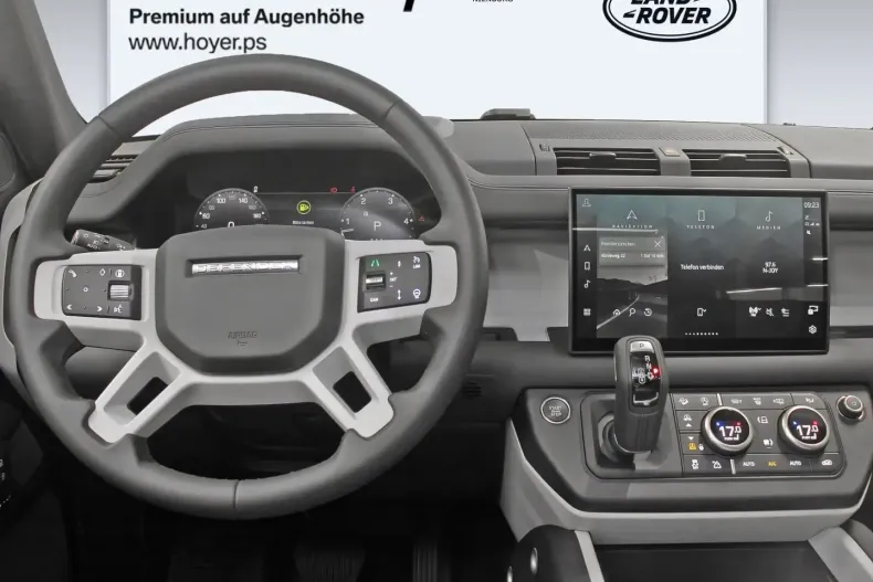 Land Rover Defender din 2024 cu 12.870 km - oferta LAN111995 - foto 5