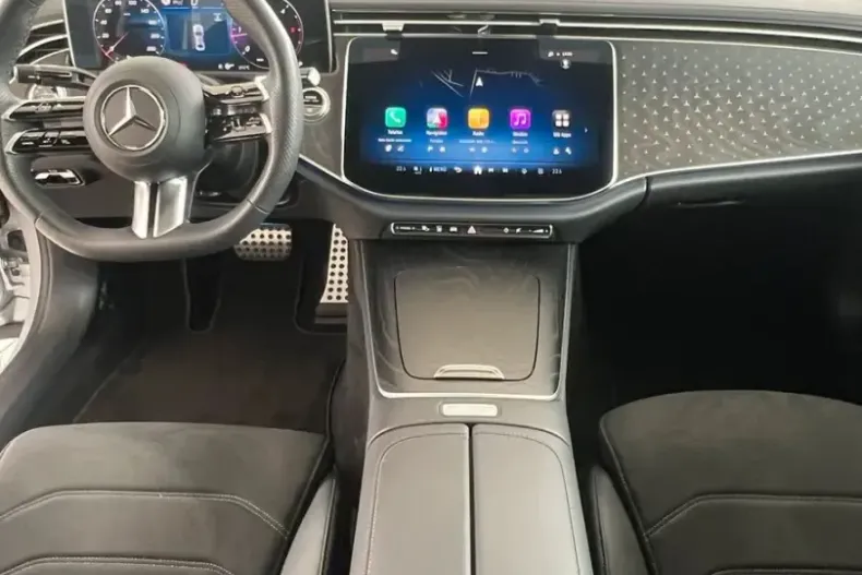 Mercedes-Benz E 220 din 2023 cu 22.637 km - oferta MER111997 - foto 10