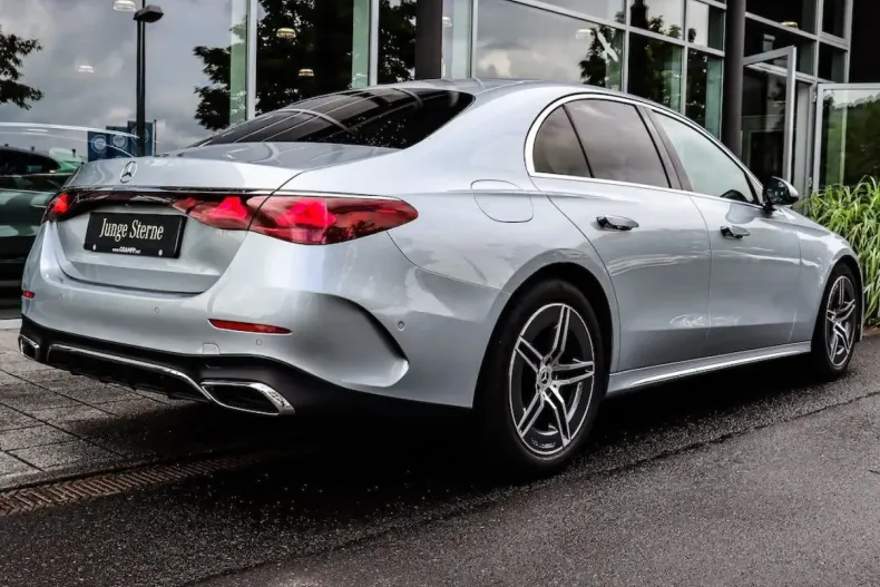 Mercedes-Benz E 200 din 2024 cu 15.525 km - oferta MER112002 - foto 6