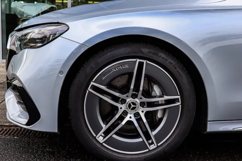 Mercedes-Benz E 200 din 2024 cu 15.525 km - oferta MER112002 - foto 9