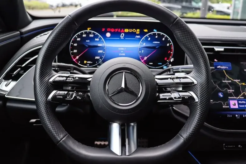 Mercedes-Benz E 200 din 2024 cu 15.525 km - oferta MER112002 - foto 15