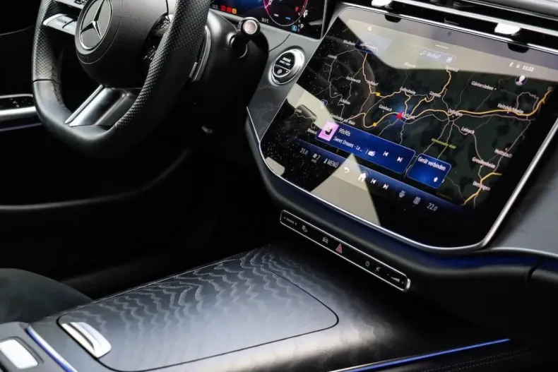 Mercedes-Benz E 200 din 2024 cu 15.525 km - oferta MER112002 - foto 21