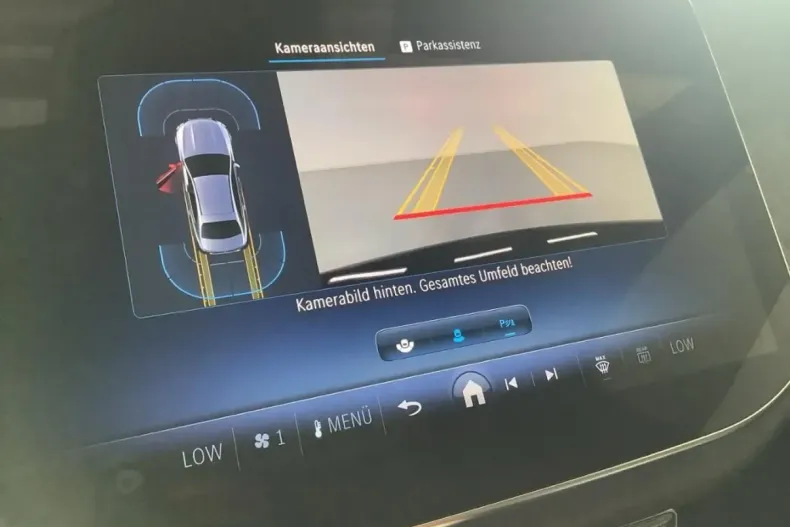 Mercedes-Benz E 200 din 2024 cu 18.598 km - oferta MER112003 - foto 11