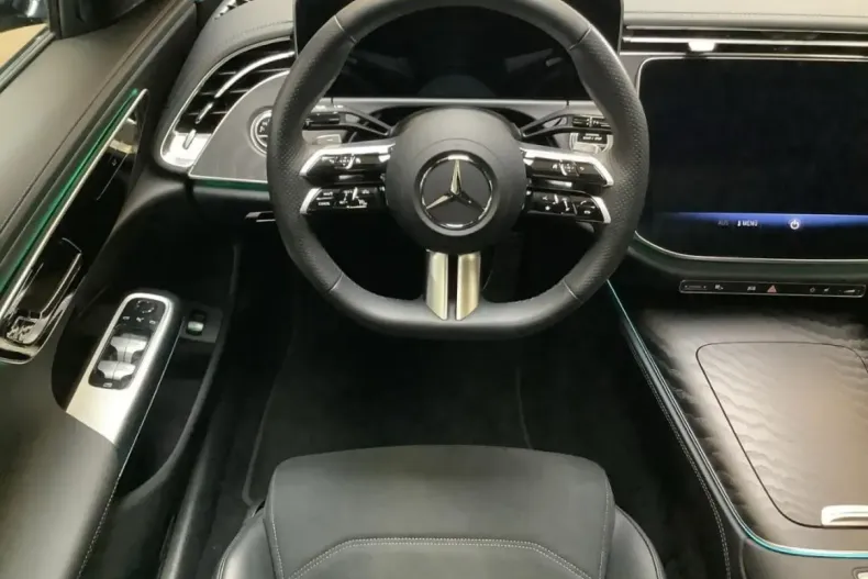 Mercedes-Benz E 200 din 2024 cu 18.598 km - oferta MER112003 - foto 12