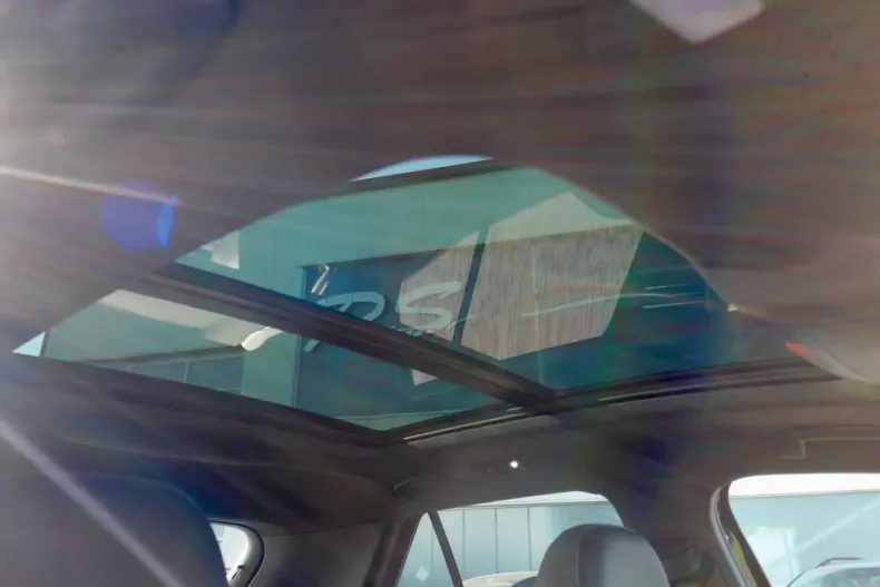 Volkswagen T-Roc din 2024 cu 10.350 km - oferta VOL112008 - foto 12