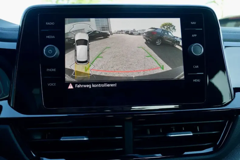 Volkswagen T-Roc din 2024 cu 10.350 km - oferta VOL112008 - foto 15