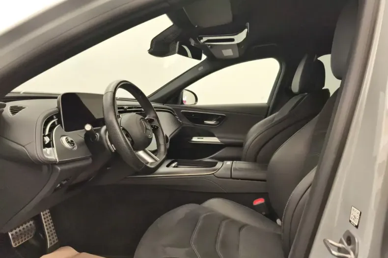 Mercedes-Benz E 200 din 2024 cu 19.843 km - oferta MER112009 - foto 10