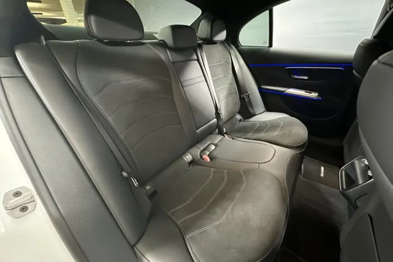 Mercedes-Benz E 200 din 2024 cu 9.233 km - oferta MER112014 - foto 14