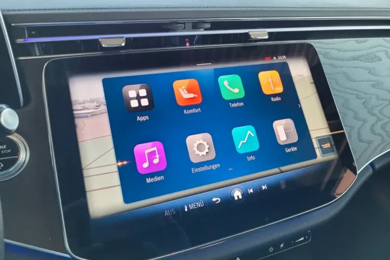 Mercedes-Benz E 200 din 2023 cu 48.781 km - oferta MER112015 - foto 10