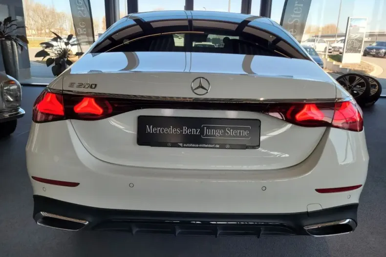 Mercedes-Benz E 200 din 2023 cu 48.781 km - oferta MER112015 - foto 23