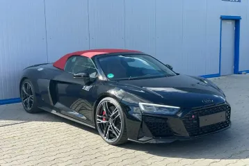 Audi R8 din 2022 - oferta AUD112016