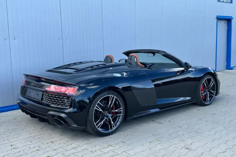 Audi R8 din 2022 cu 2.000 km - oferta AUD112016 - foto 11