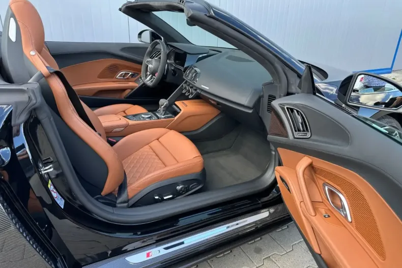 Audi R8 din 2022 cu 2.000 km - oferta AUD112016 - foto 42